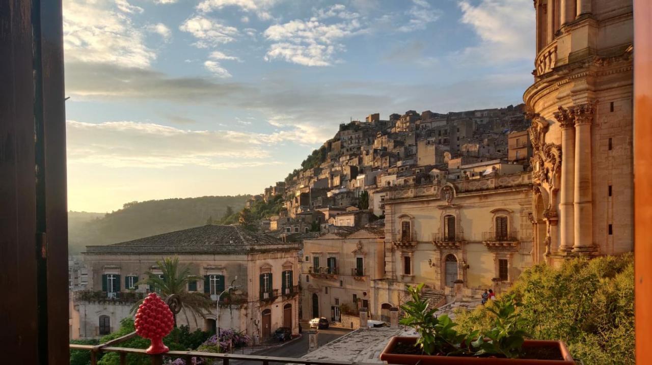 Le Stanze Del Cioccolato Bed & Breakfast Modica Ngoại thất bức ảnh